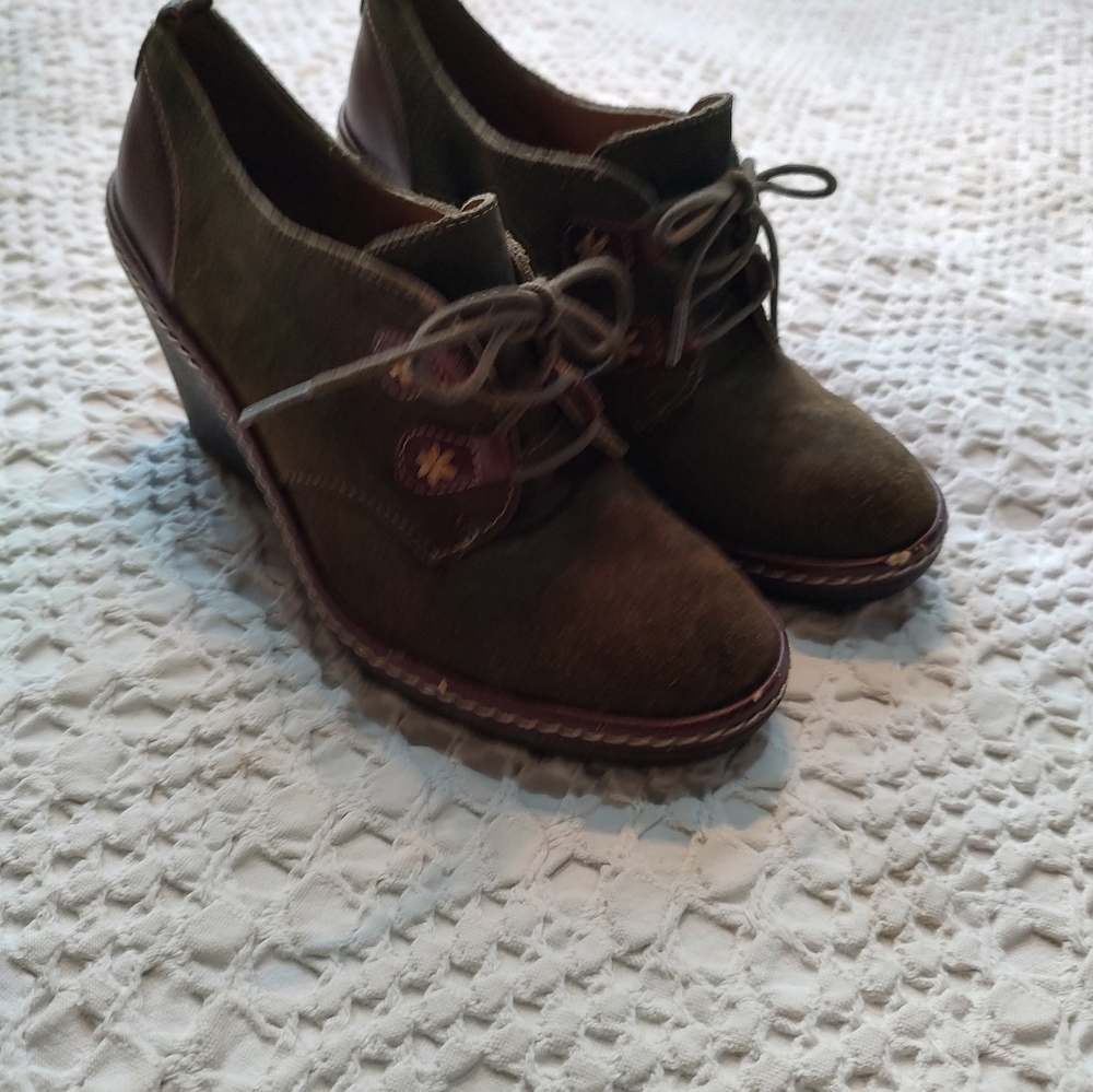 Shofft Wedge Dress shoes 6.5
